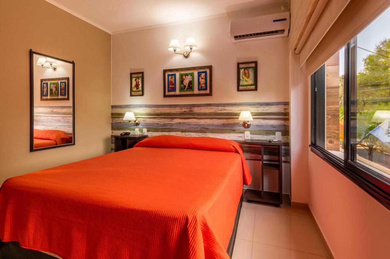 Hotel Calimera Santa Teresita Bilik gambar